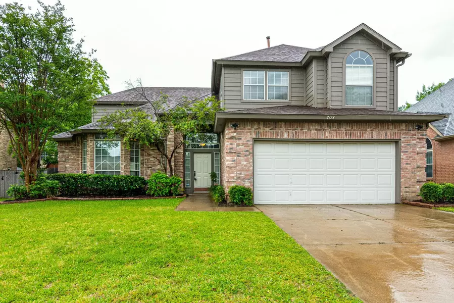 703 Sabel Ridge Lane, Grapevine, TX 76051