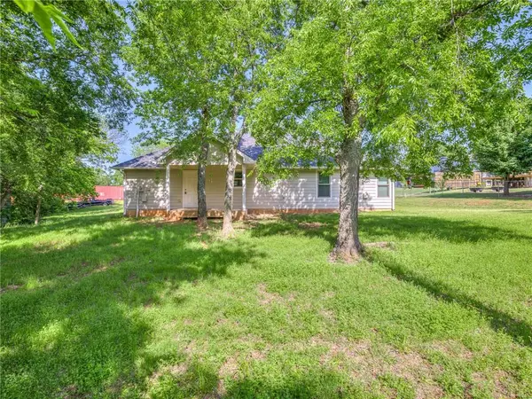 Pauls Valley, OK 73075,620 S Paul Avenue