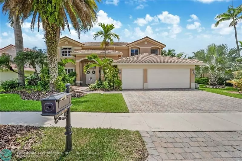 1789 Victoria Pointe Cir, Weston, FL 33327