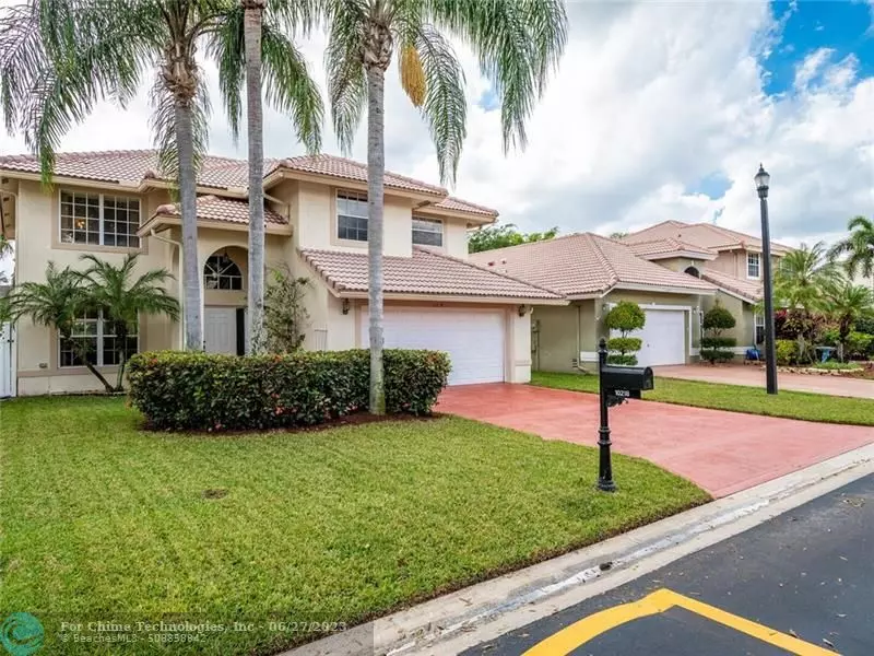 10218 Brookville Ln, Boca Raton, FL 33428