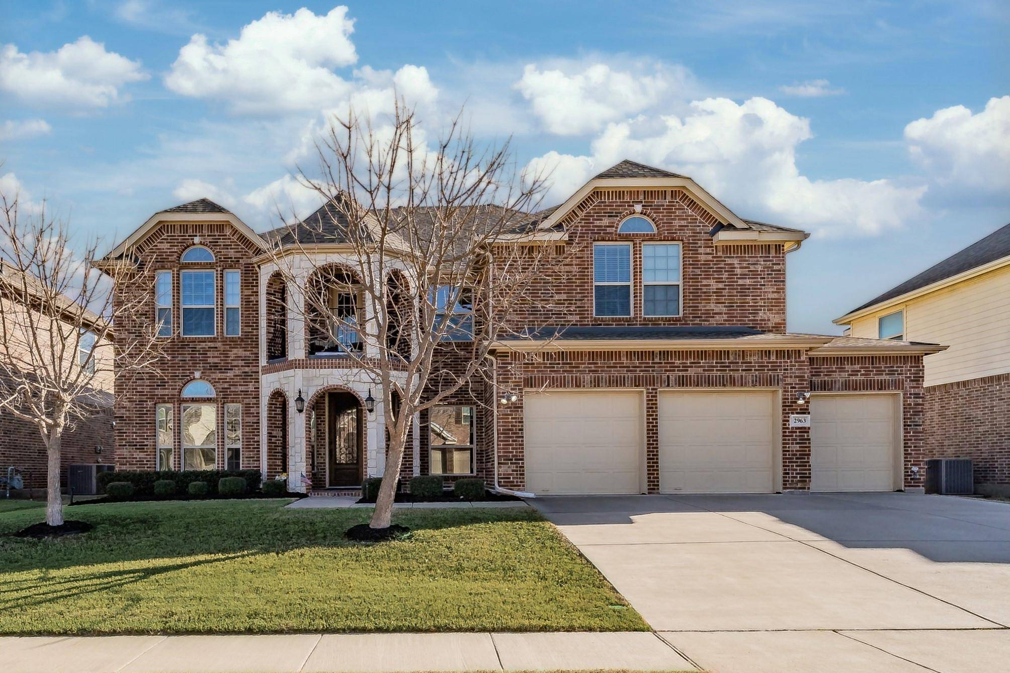 2963 Arenoso, Grand Prairie, TX 75054