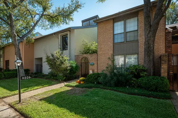 Dallas, TX 75243,9226 Chimney Corner Lane