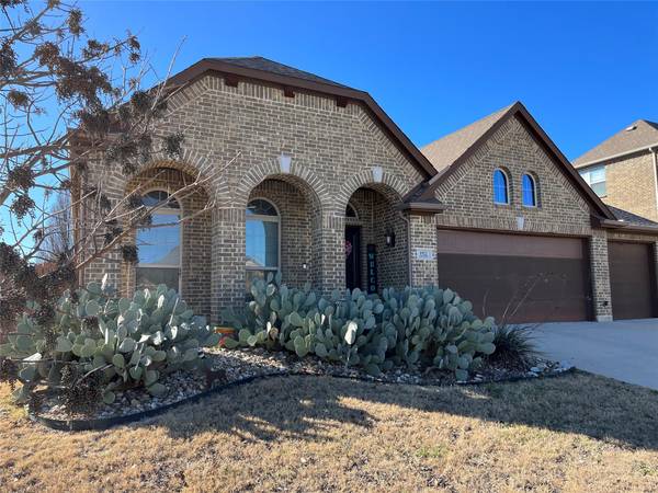 1922 Lindentree Drive, Weatherford, TX 76086