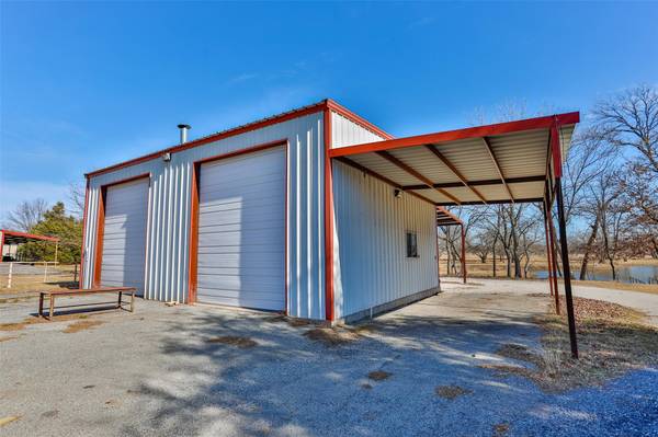 Gainesville, TX 76240,1276 County Road 260