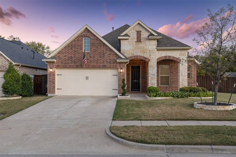 821 Spring Falls Drive, Mckinney, TX 75071