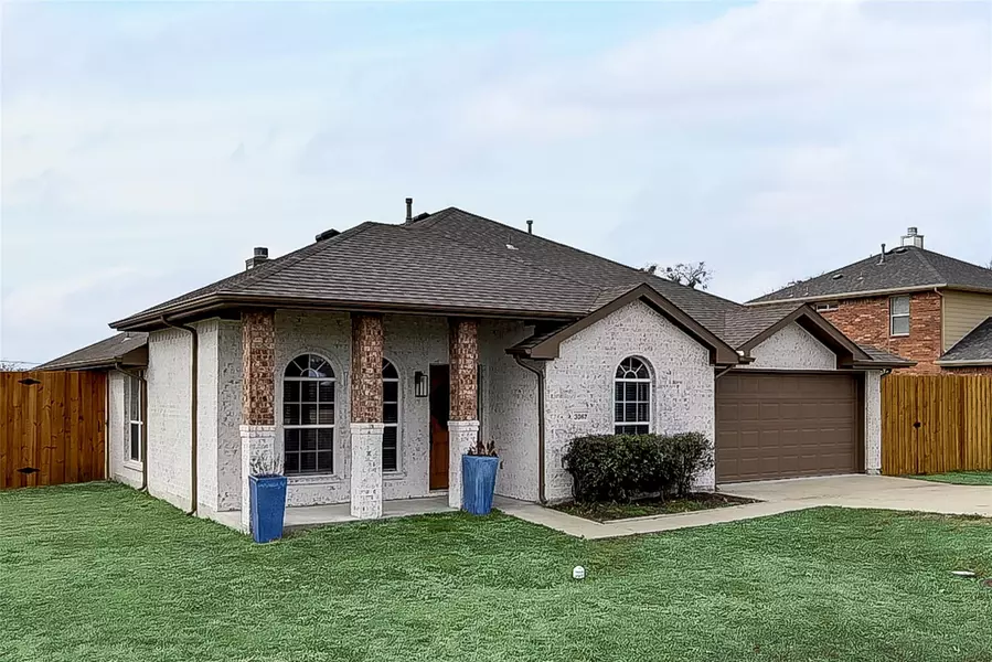 3067 Stoney Hollow Lane, Rockwall, TX 75087