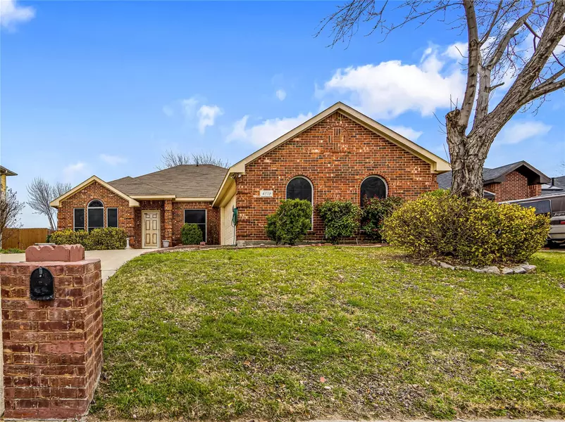 4516 Saint Francis Avenue, Dallas, TX 75227