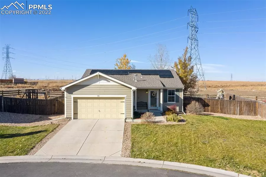 886 Lonewolf CIR, Lochbuie, CO 80603