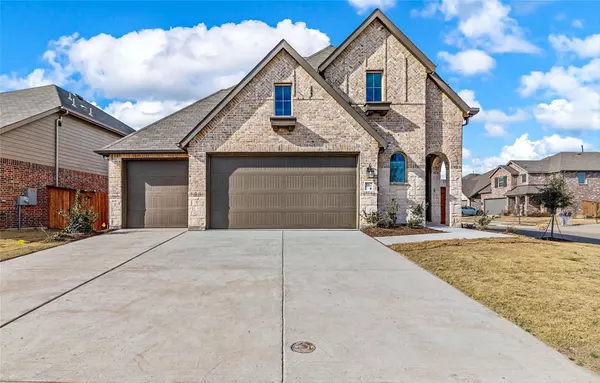 3957 Ford Drive, Heartland, TX 75126