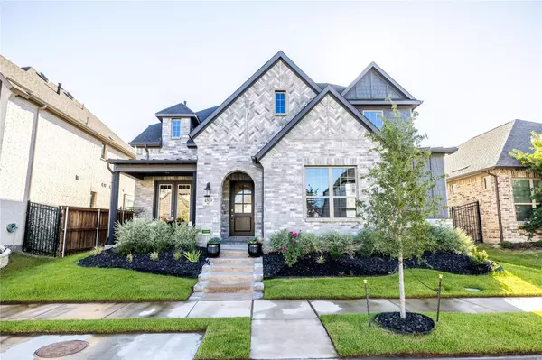 4509 Sapphire Falls Way, Arlington, TX 76005