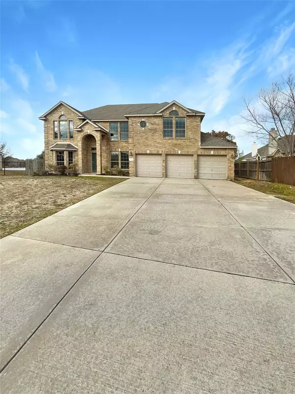 3212 S Camp Court, Fort Worth, TX 76179