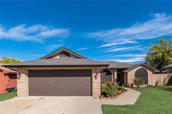 2005 Brooke Drive, Sanger, TX 76266