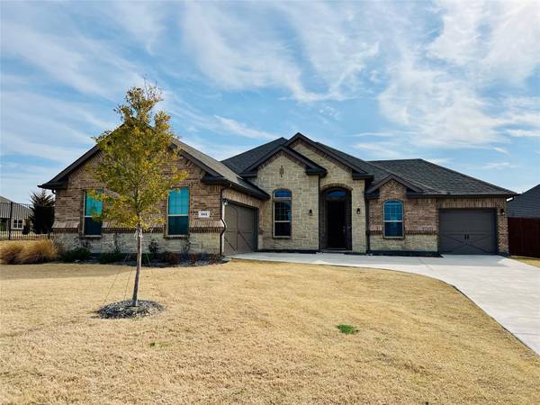 602 Oak Grove Court, Midlothian, TX 76065