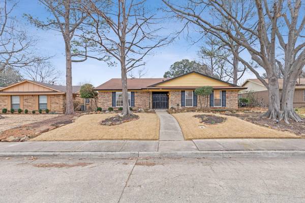 1350 Evergreen Drive, Lewisville, TX 75067