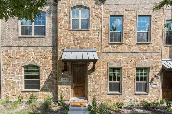 559 W Royal Lane, Irving, TX 75039