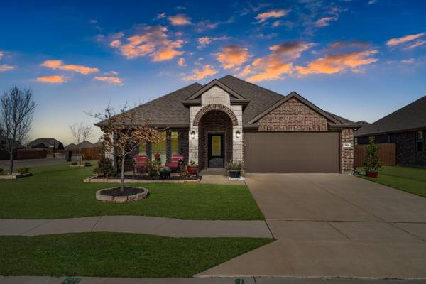 324 Jefferson Lane, Fate, TX 75189