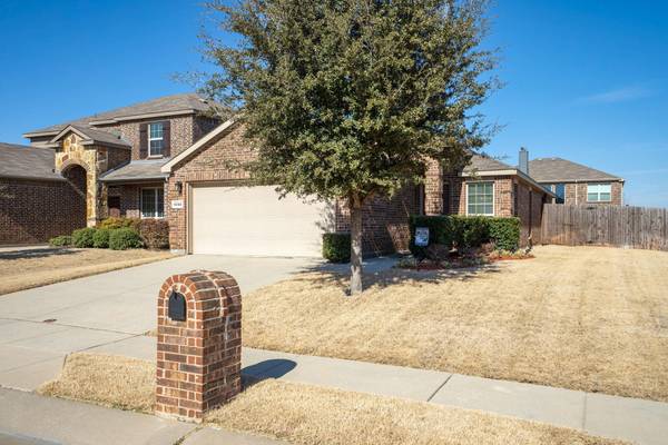 8733 Sierra Trail, Cross Roads, TX 76227