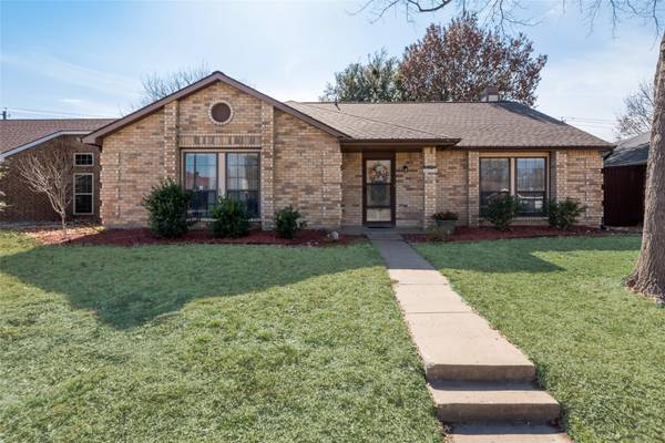 2810 Dukeswood Drive, Garland, TX 75040