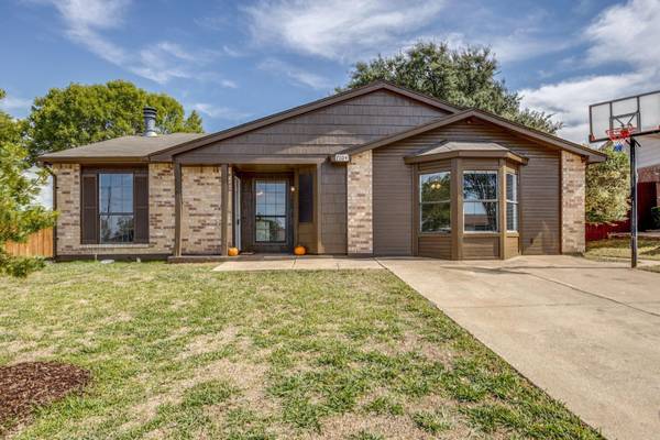 7104 Elliot Court, The Colony, TX 75056