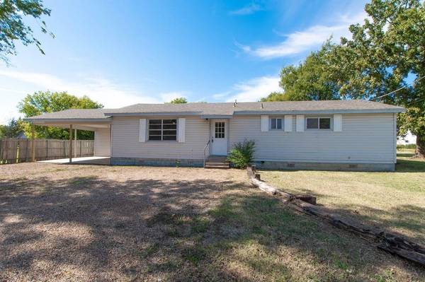 205 N Bois D'Arc,  Bailey,  TX 75413