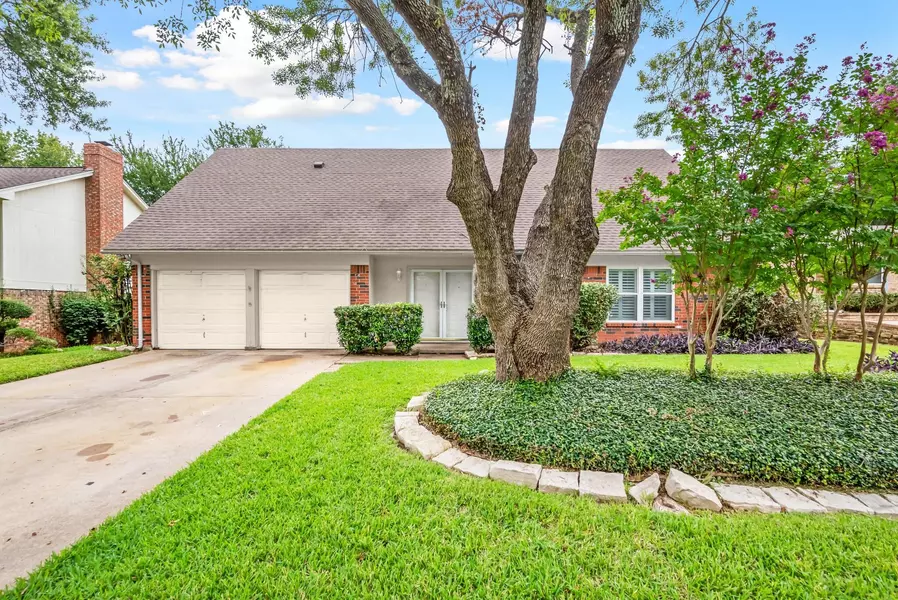 2307 Southcrest Drive, Arlington, TX 76016