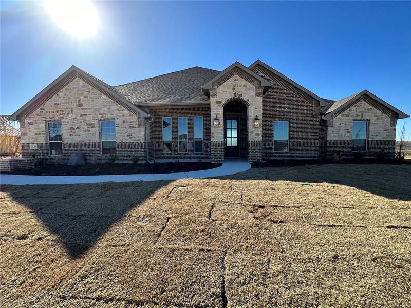 135 Quail Ridge Court, Decatur, TX 76234