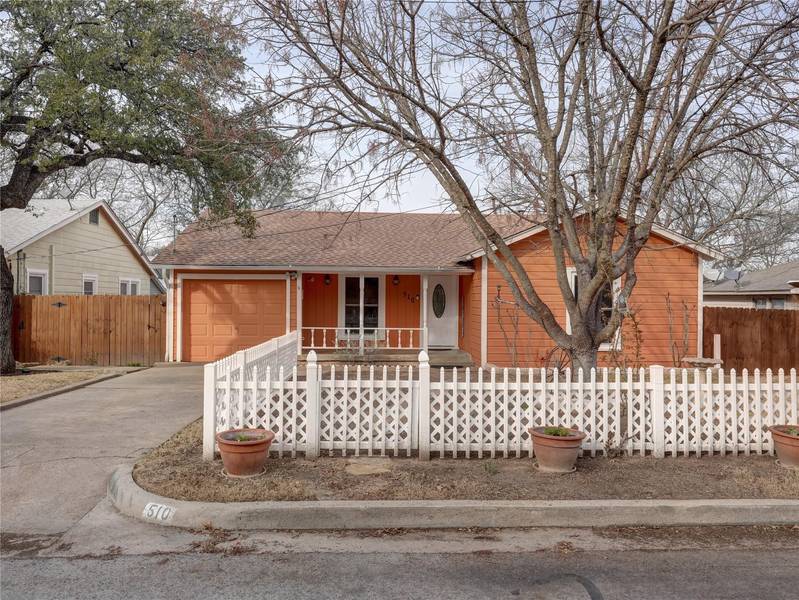 510 Norton Street, Weatherford, TX 76086