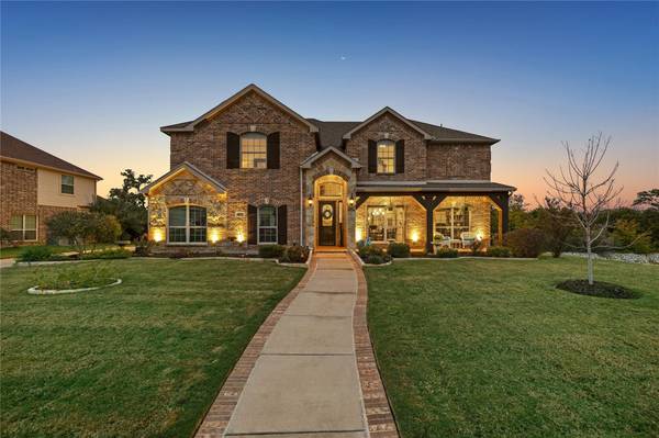 1073 Estates Drive, Kennedale, TX 76060