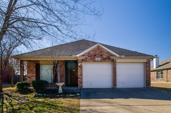 107 Fallen Rock Drive, Waxahachie, TX 75165