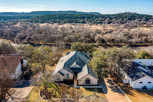 9612 Ravenswood Road, Granbury, TX 76049