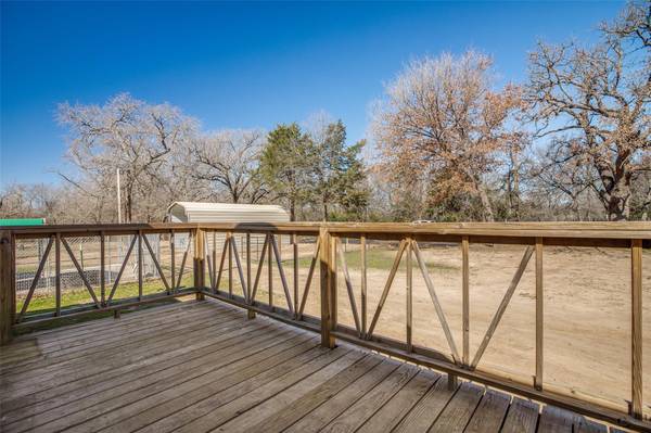 573 County Road 4732, Cumby, TX 75433