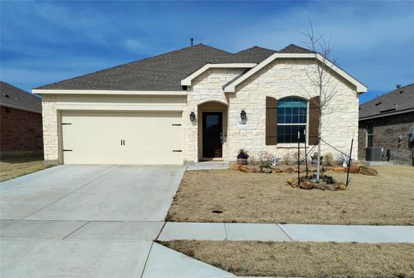 1702 River Crossing Drive, Anna, TX 75409