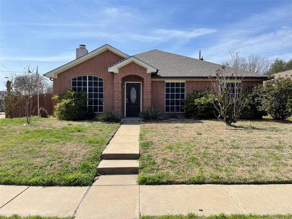 2017 Tallahassee Drive, Ennis, TX 75119