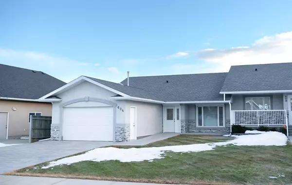 Cardston, AB T0K 0K0,604 8A AVE W