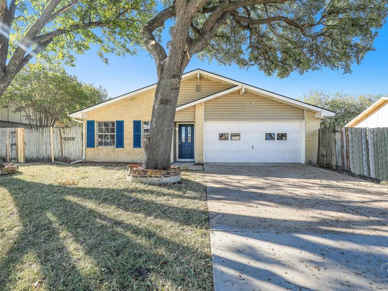 2030 Victoria Road, Carrollton, TX 75007