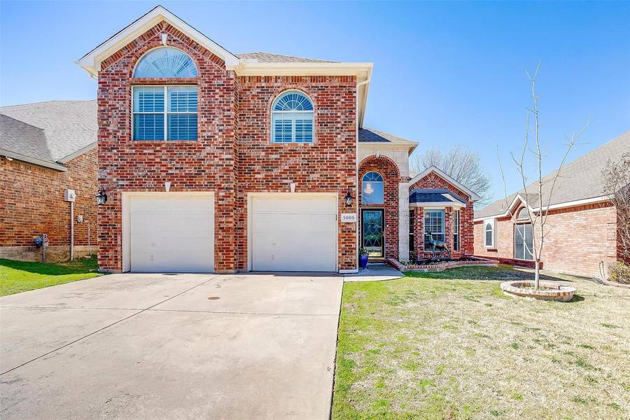 5005 Sailwind Drive, Fort Worth, TX 76135