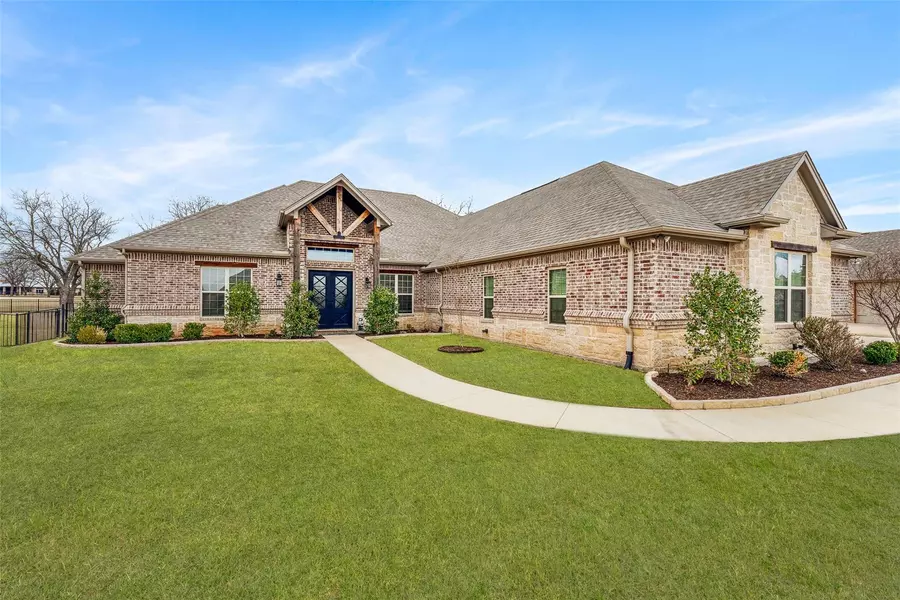 6420 Inverness Road, Granbury, TX 76049