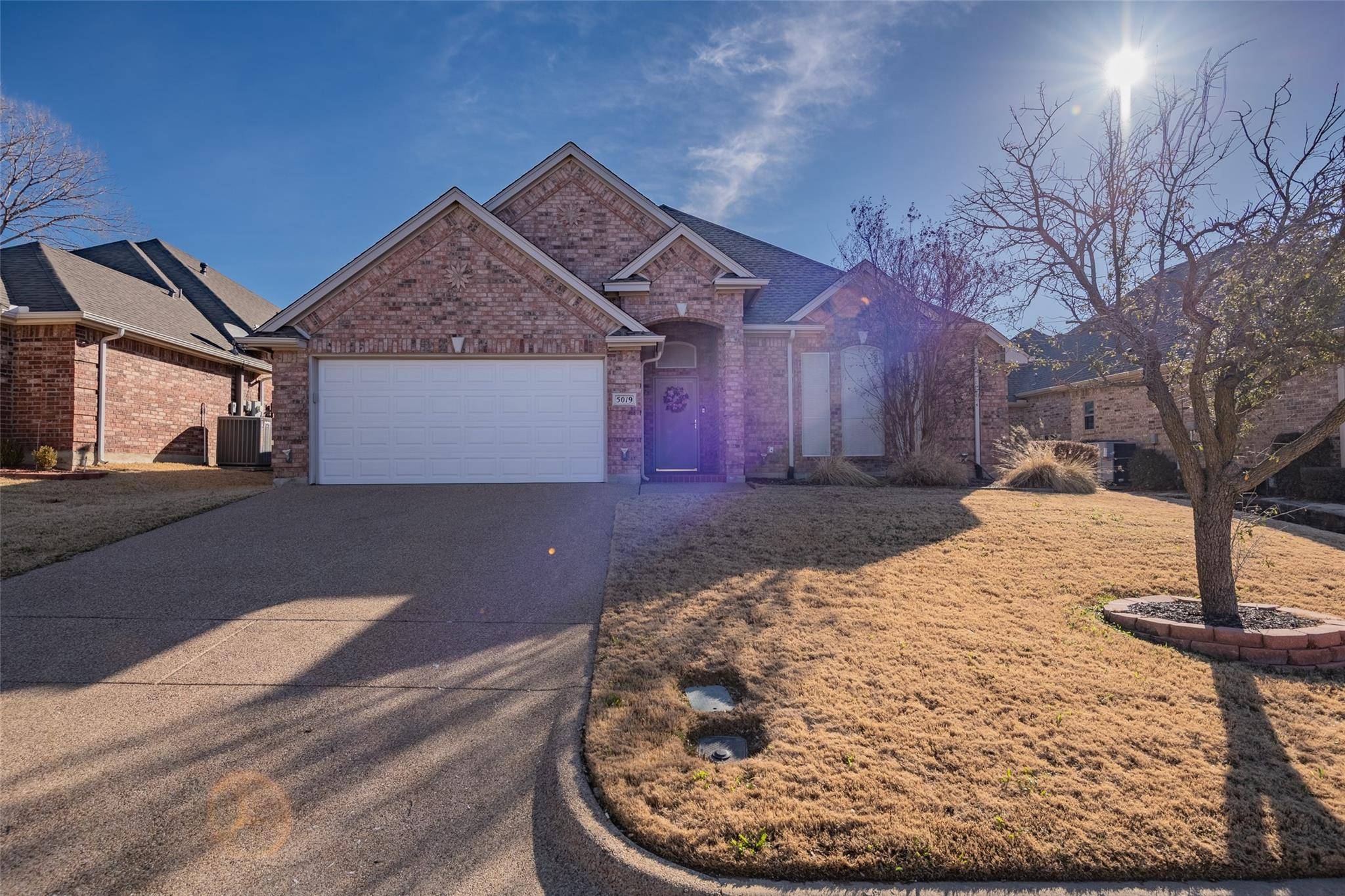 5019 Southpoint Drive, Arlington, TX 76017