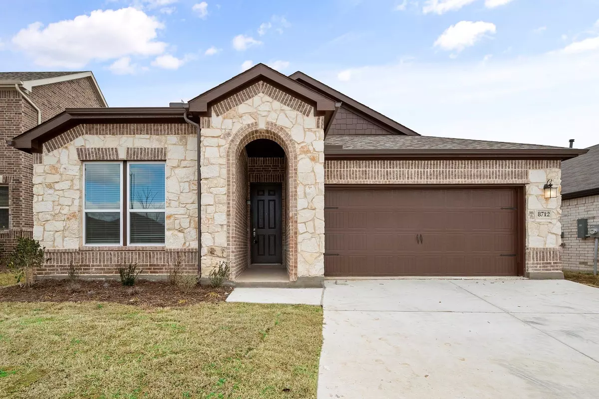 Fort Worth, TX 76131,8712 Copper River Drive