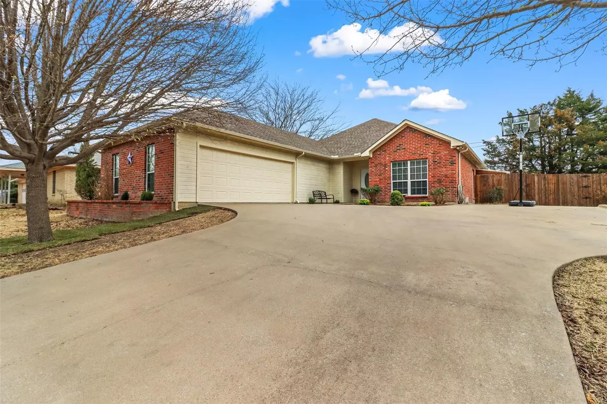 Farmersville, TX 75442,211 Rolling Hills Lane