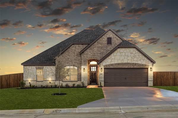 221 Prairie Dog Drive, Godley, TX 76044