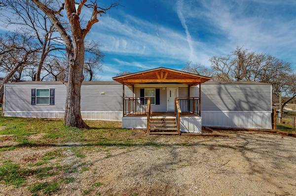 14195 Mcguire Street, Azle, TX 76020