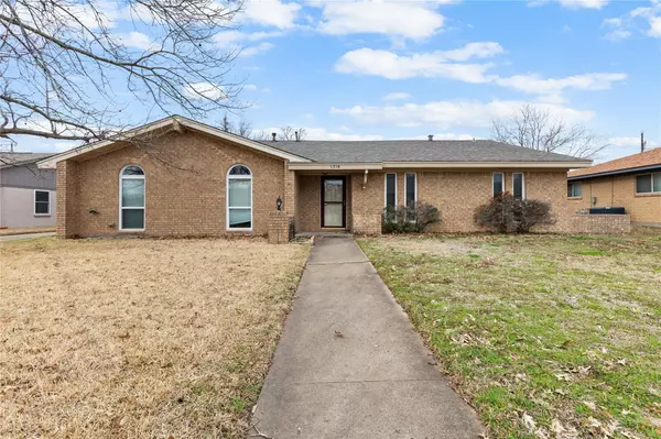 1718 W Crescent Drive, Sherman, TX 75092