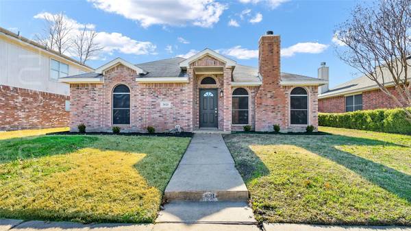 2621 Hidden Springs Drive, Mesquite, TX 75181