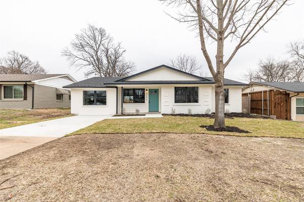 3704 Strayhorn Drive, Mesquite, TX 75150