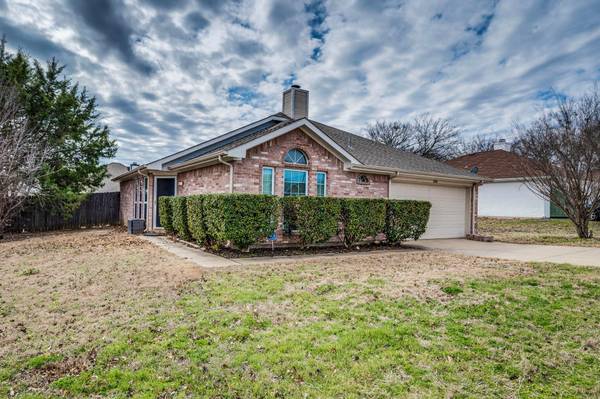 2806 Mediterranean Avenue, Midlothian, TX 76065