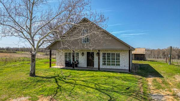 512 Erwin Road, Poolville, TX 76487