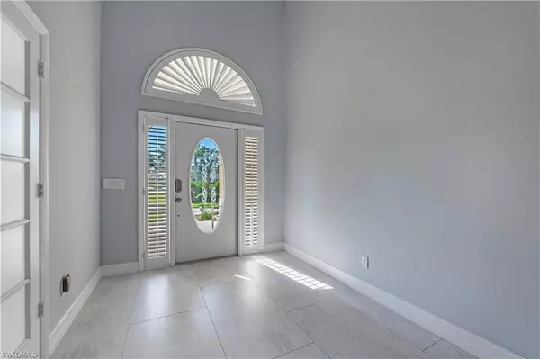 Naples, FL 34104,7001 Appleby DR