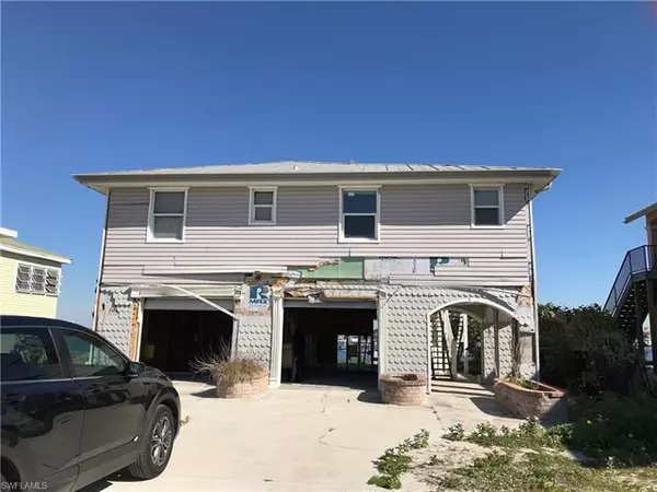 Fort Myers Beach, FL 33931,715 Matanzas CT