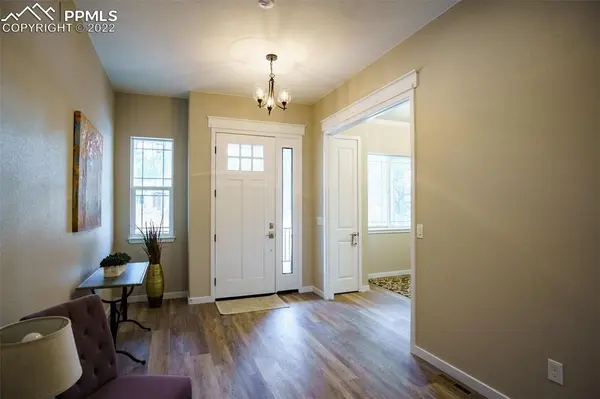 Larkspur, CO 80118,7442 Cameron DR